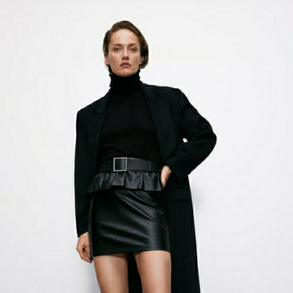 Zara Faux leather mini skirt